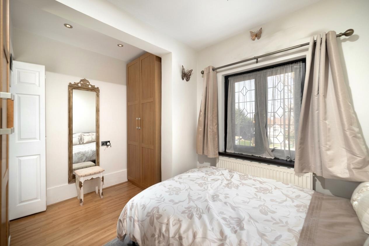 Laurel Gardens, Mill Hill, NW7, London
